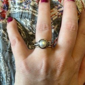 Sterling silver and pearl ring